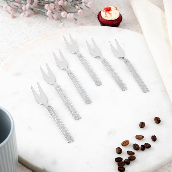 Buy Cutlery Set - Ibona Fruit Fork - Set Of Six at Vaaree online