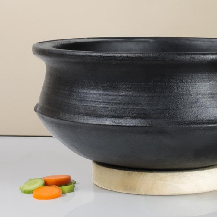Buy Kalinaw Biriyani Clay Pot (Black) - 2000 ML at Vaaree online | Beautiful Cooking Pot to choose from