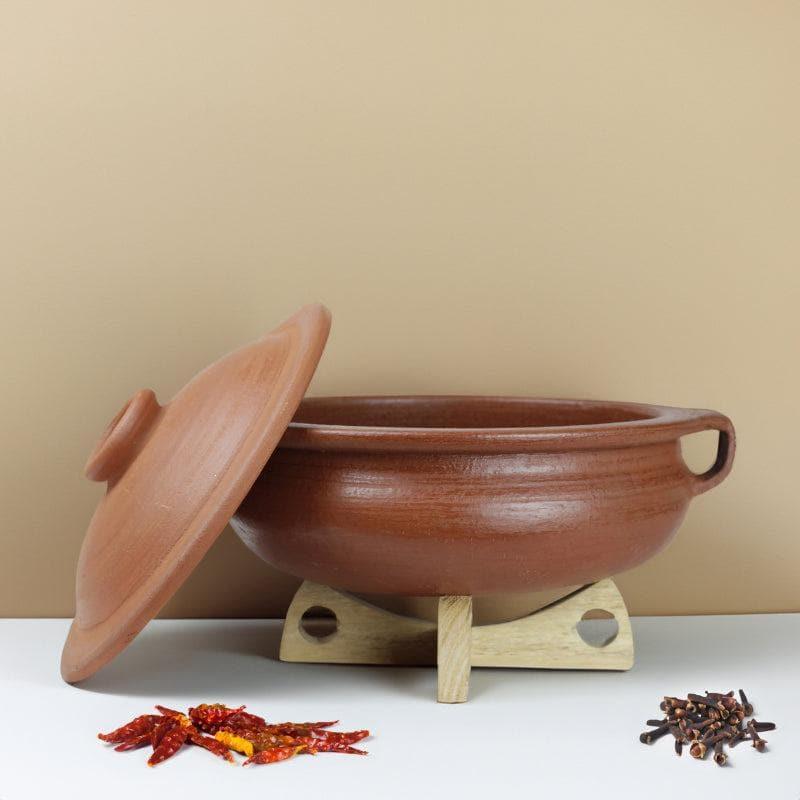 Buy Dilaab Urali Clay Pot With Lid (Brown) - 1000 ML at Vaaree online | Beautiful Cooking Pot to choose from