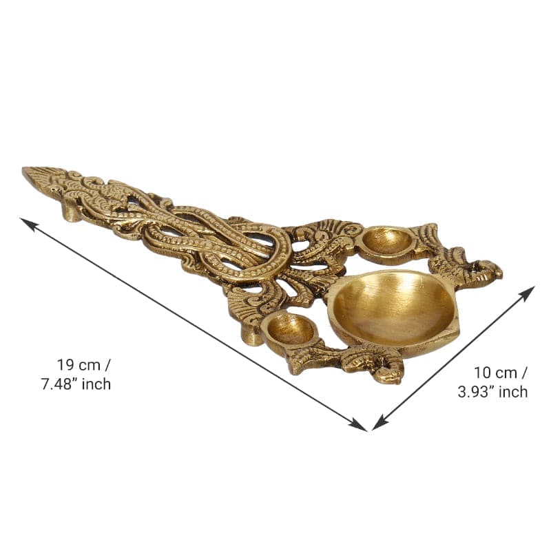 Buy Vasanti Ethnic Diya Diyas from Vaaree