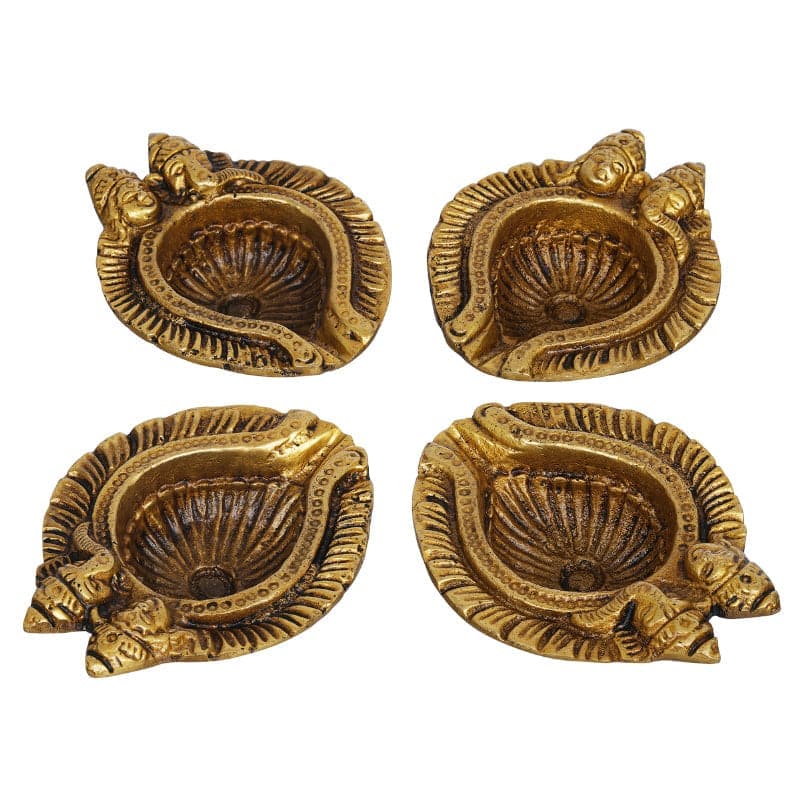 Buy Pritika Godess Lakshmi And Lord Ganesha Diya - Set Of Four Diyas from Vaaree