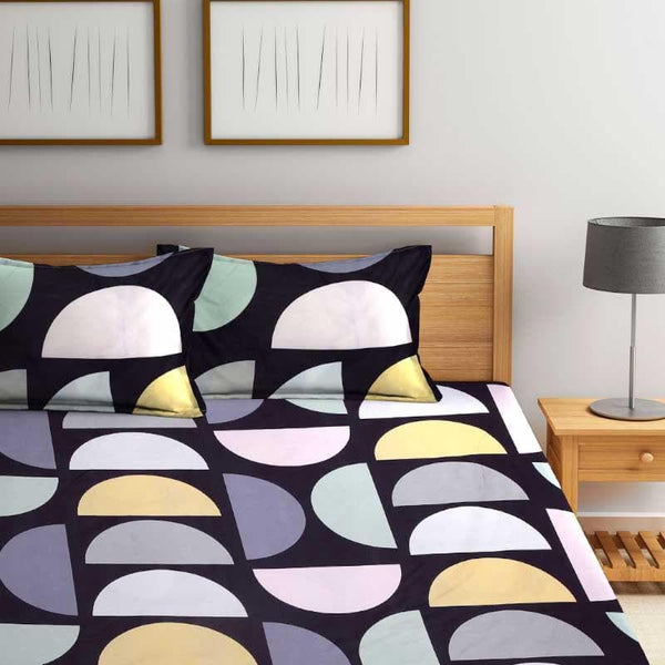 Buy Carole Printed Bedsheet at Vaaree online | Beautiful Bedsheets to choose from
