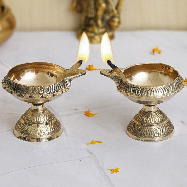 Buy Sirthi Brass Diya - Set Of Two Diyas from Vaaree