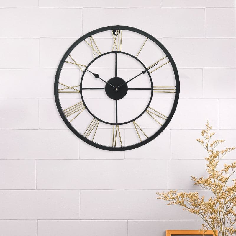 Wall Clock - Omeria Round Wall Clock - Gold