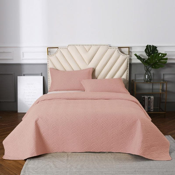 Buy Spirex Bedcover - Pink at Vaaree online | Beautiful Bedcovers to choose from
