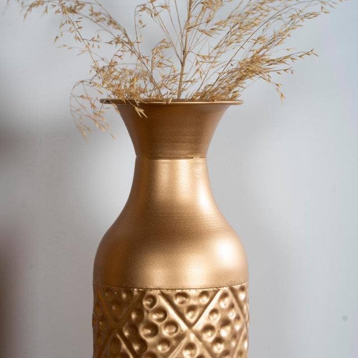 Buy Marjorie Flower Vase at Vaaree online | Beautiful Vase to choose from