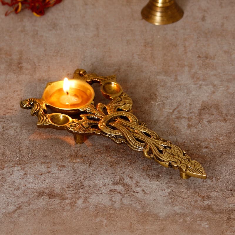 Buy Vasanti Ethnic Diya Diyas from Vaaree