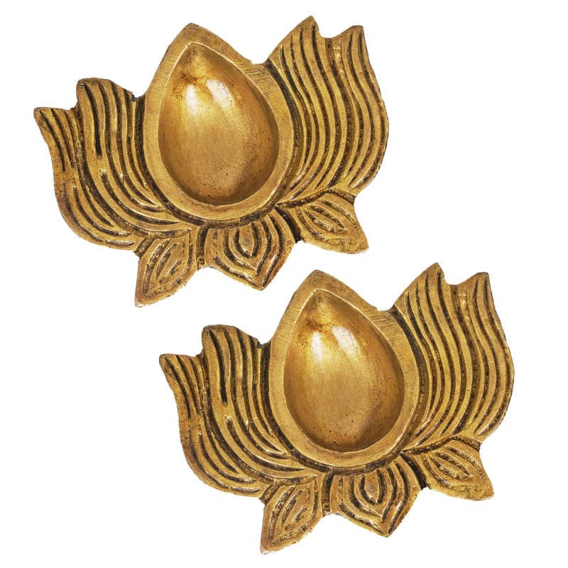 Buy Priyama Kamal Diya - Set Of Two Diyas from Vaaree