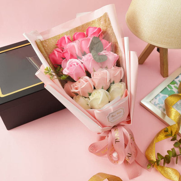 Forever Roses Valentine Bouquet Gift Box