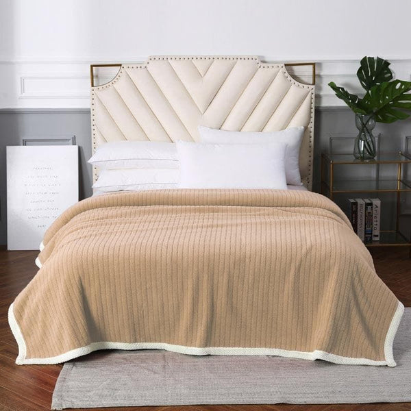Buy Idyllic Snigu Dohar - Brown at Vaaree online | Beautiful Blankets to choose from