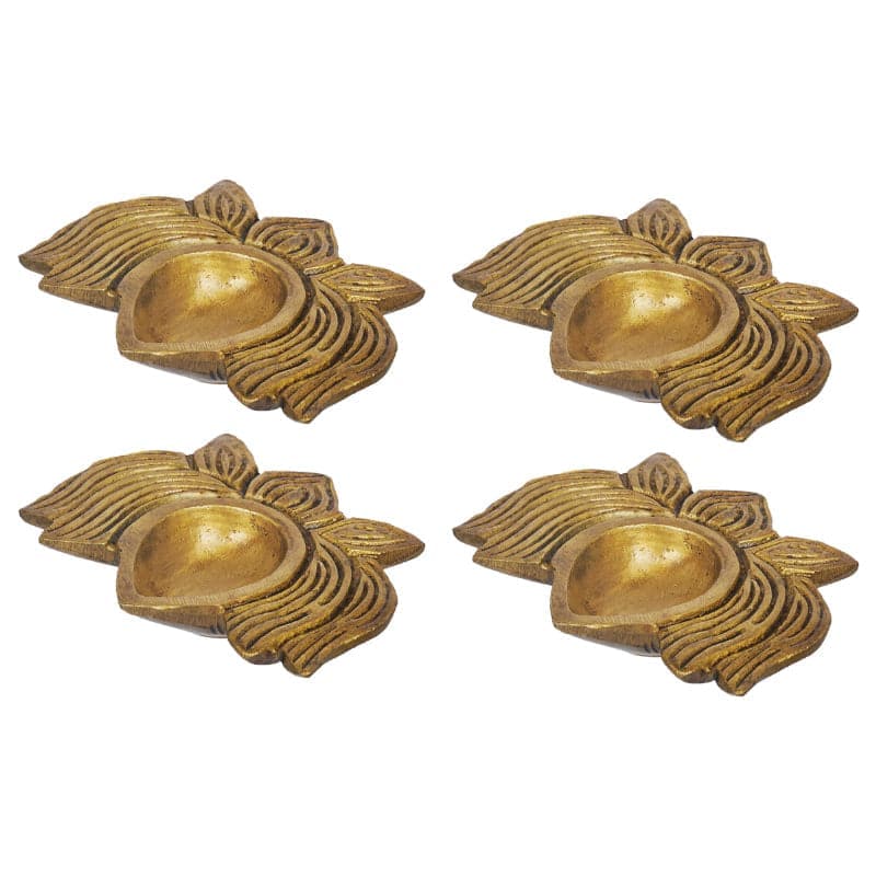 Buy Priyama Kamal Diya - Set Of Four Diyas from Vaaree