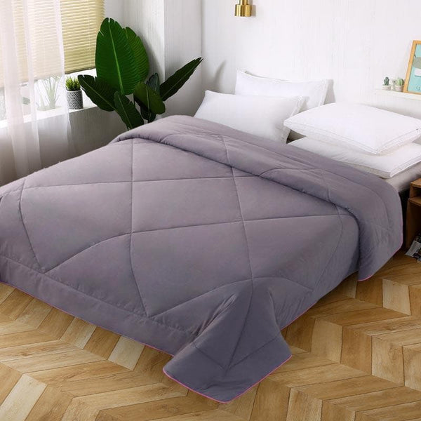Buy Graysquo Comforter at Vaaree online | Beautiful Comforters & AC Quilts to choose from