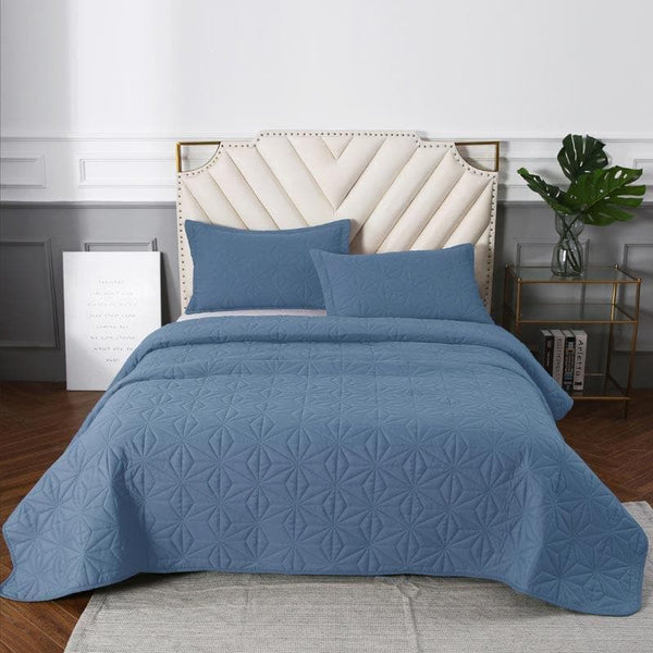 Buy Polly Propy Bedcover - Blue at Vaaree online | Beautiful Bedcovers to choose from