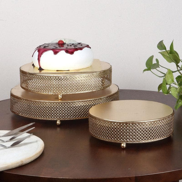 Buy Sirja Buffet Riser Platter - Set Of Three at Vaaree online | Beautiful Platter to choose from