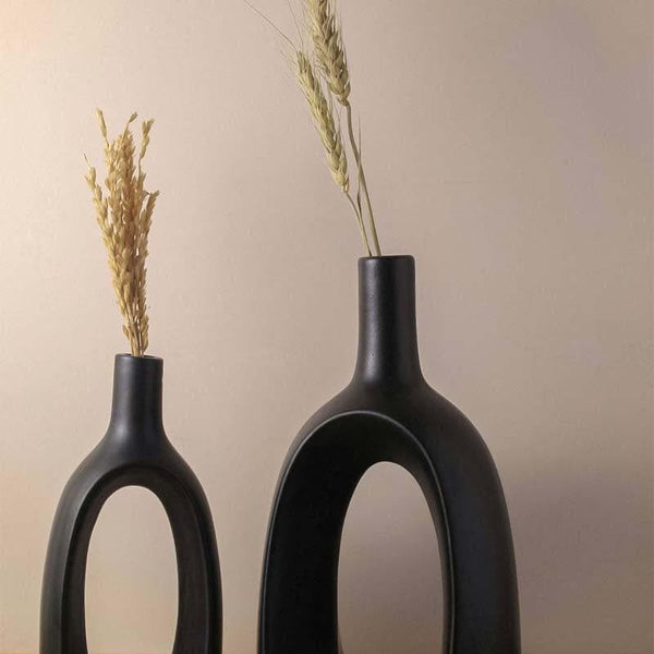 Buy Gunnen Vases (Black) - Set of Two at Vaaree online | Beautiful Vase to choose from