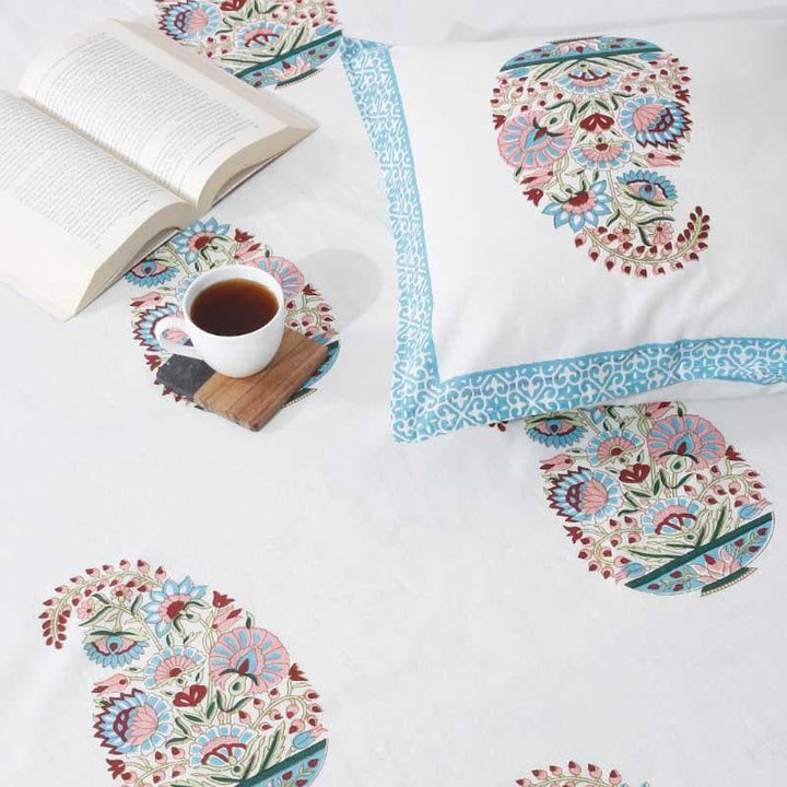 Buy Paisley Gardenia Bedsheet at Vaaree online | Beautiful Bedsheets to choose from
