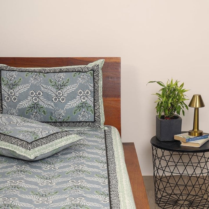 Buy Chevronned Jaipuri Bedsheet - Blue at Vaaree online | Beautiful Bedsheets to choose from