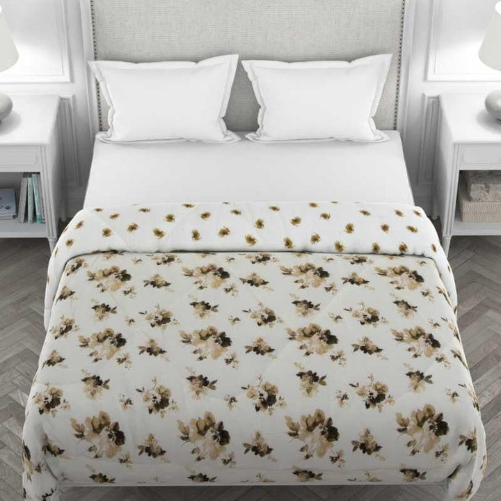 Buy Fleur Romance Comforter at Vaaree online | Beautiful Comforters & AC Quilts to choose from