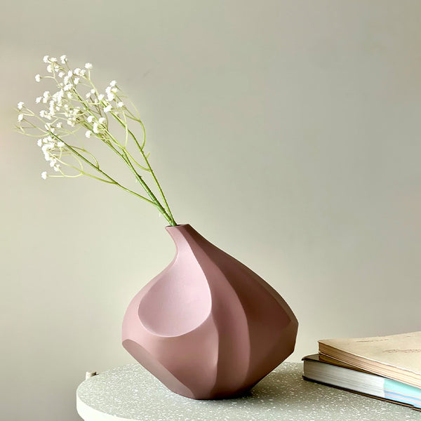 Buy Aliphi Abstract Vase - Rusty Pink Vase from Vaaree