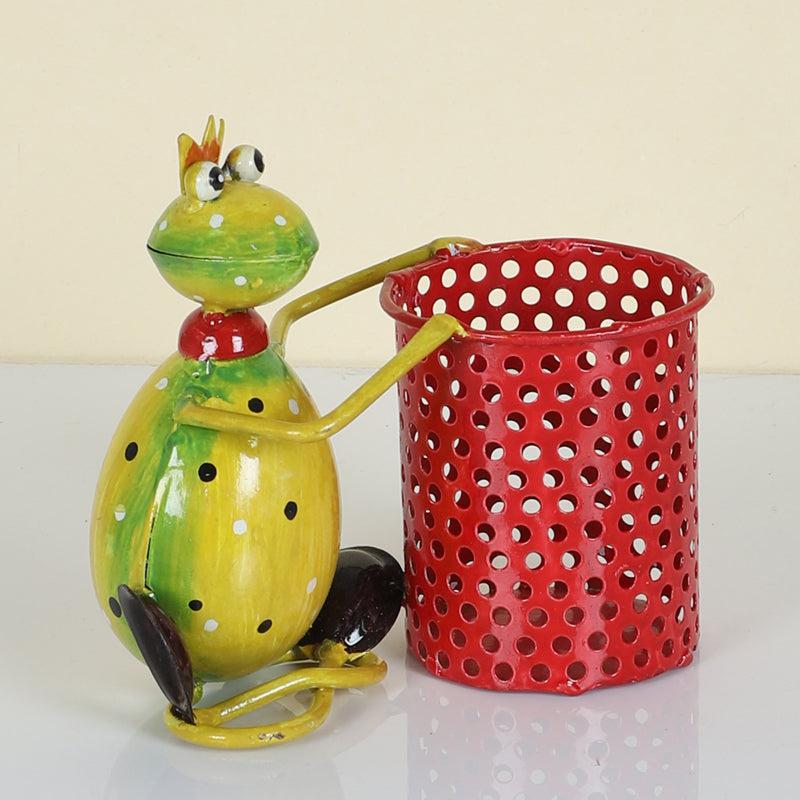 Buy Frog Prince Stationary Stand Pen Stand from Vaaree