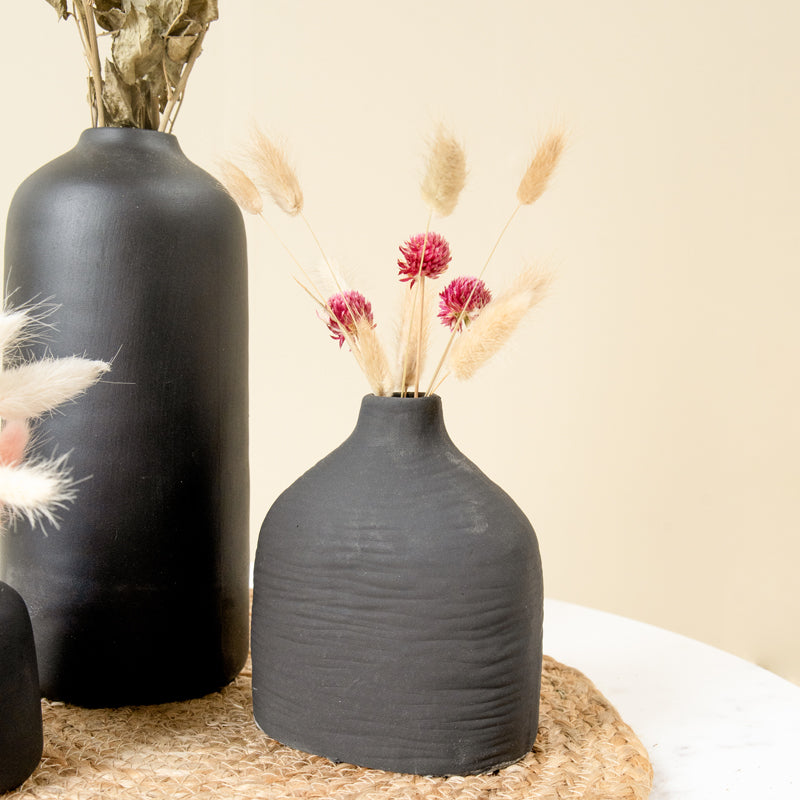 Buy Retua Ceramic Vase - Six Piece Set Vase from Vaaree