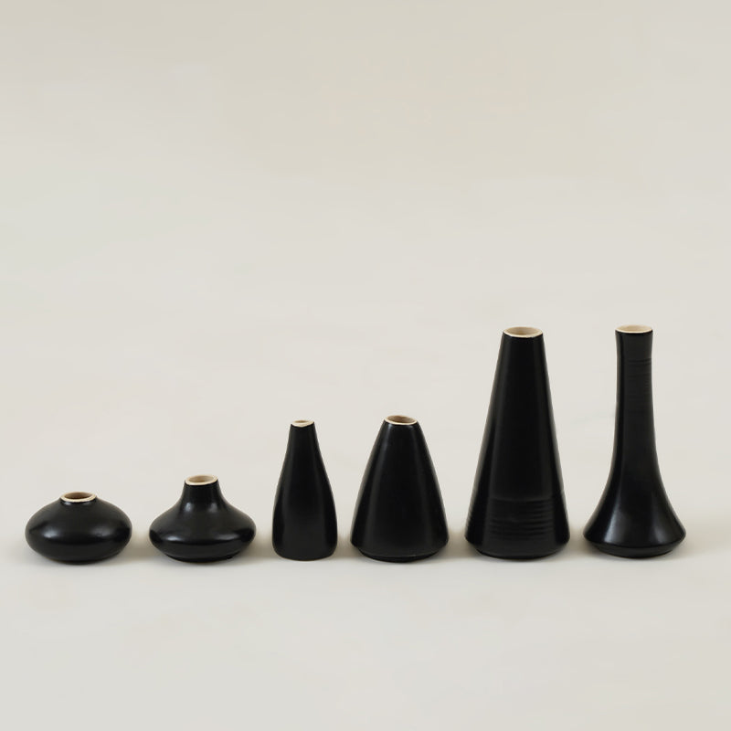 Buy Amria Boho Vase (Black) - Seven Piece Set Vase from Vaaree