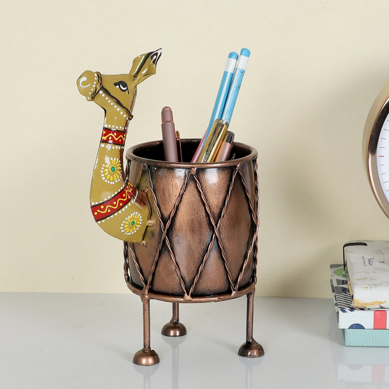 Buy Onnth Stationary Stand Pen Stand from Vaaree