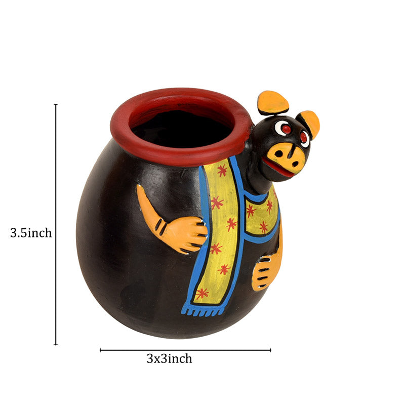 Buy Urshia Terracotta Vase - Set of Two Vase from Vaaree