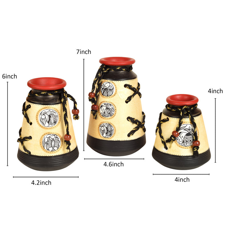 Buy Raadhiya Terracotta Vase - Three Piece Set Vase from Vaaree