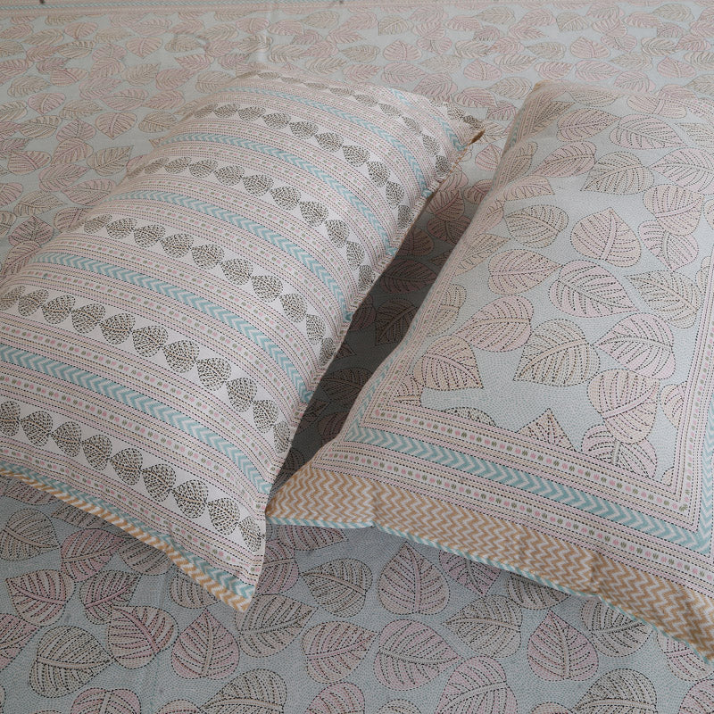 Buy Nistara Floral Bedsheet - Beige & Grey Bedsheets from Vaaree