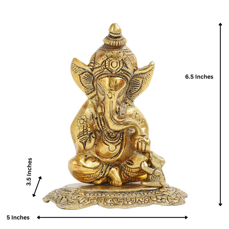 Buy Graceful Vinayaka Idol Gift Box Idols & Sets from Vaaree