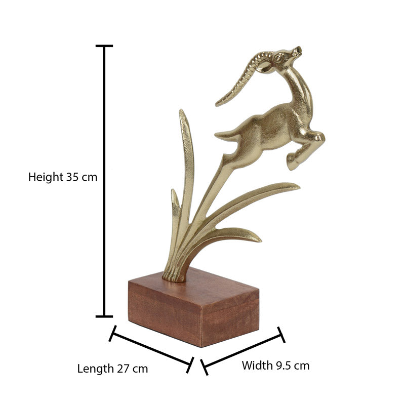 Buy Stag Cilio Showpiece Showpiece from Vaaree