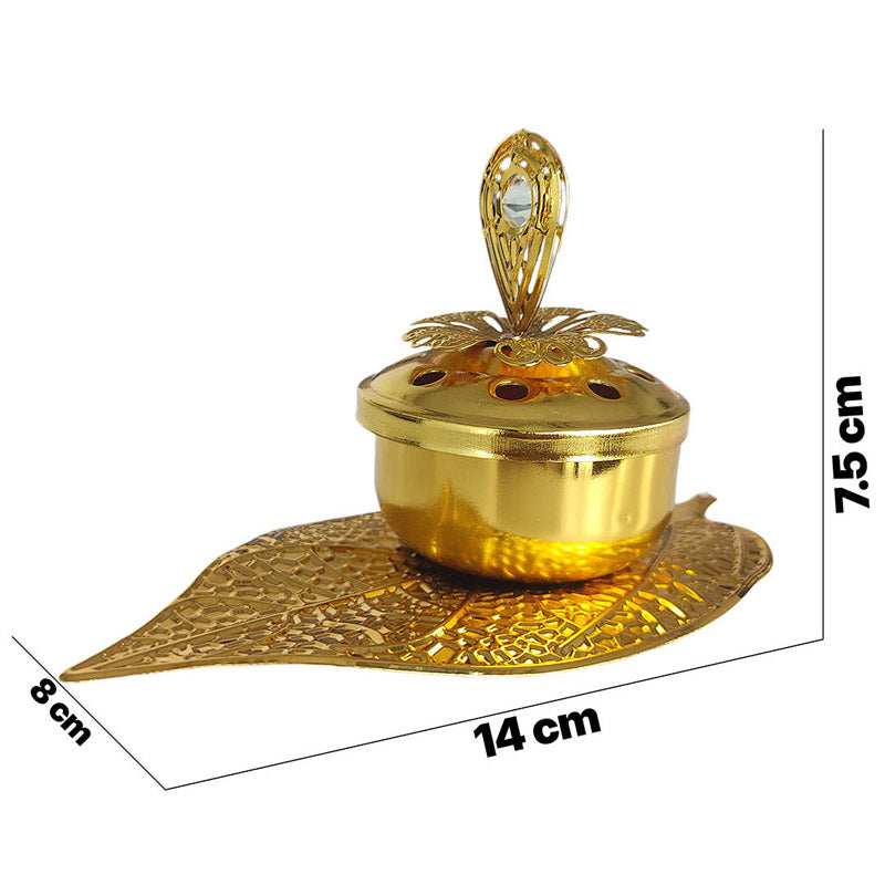 Buy Radha Festive Diffuser - Set Of Two Diffuser from Vaaree