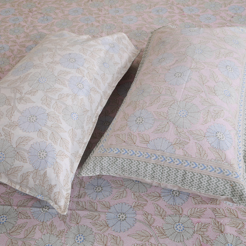 Buy Niagra Floral Bedsheet - Peach & Blue Bedsheets from Vaaree