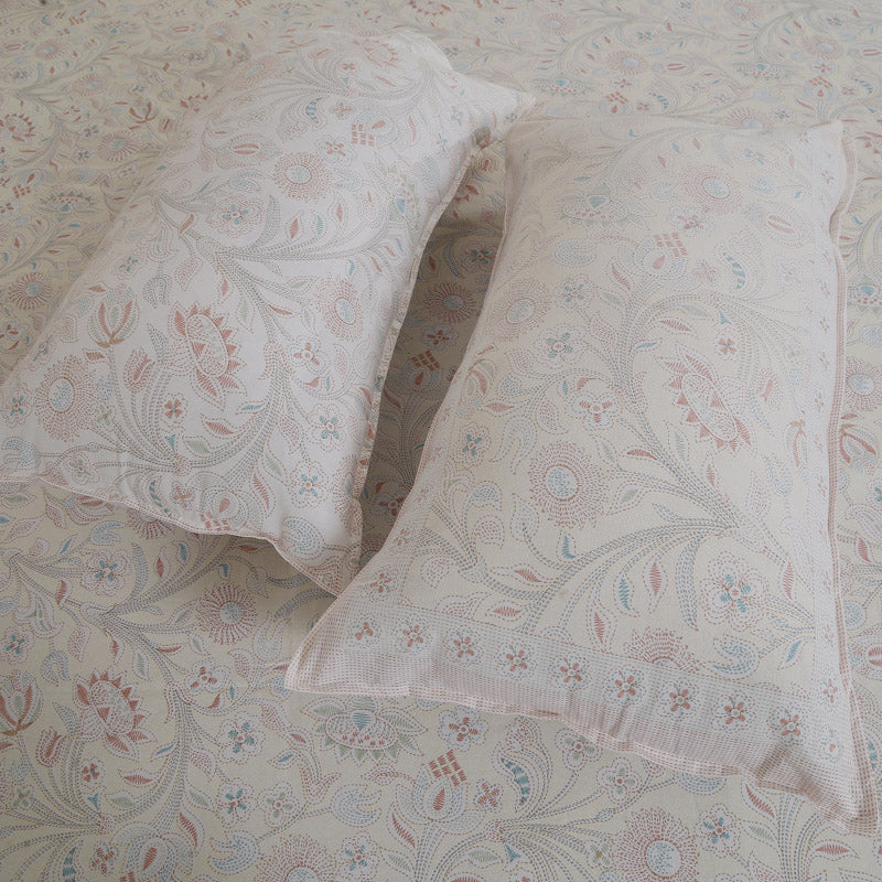 Buy Samuna Floral Bedsheet - Peach Bedsheets from Vaaree