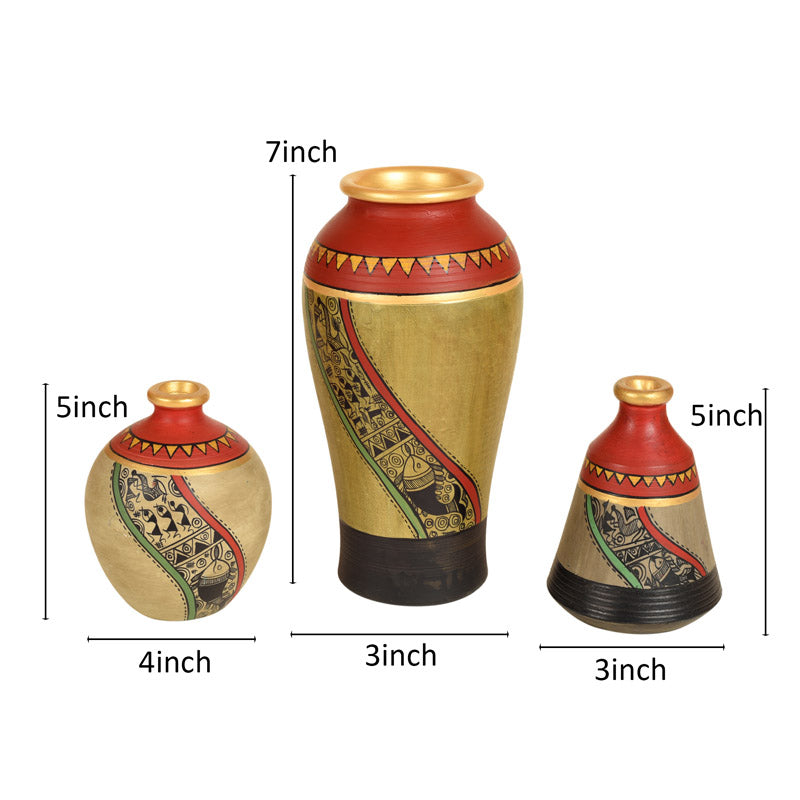 Buy Rade Terracotta Vase - Three Piece Set Vase from Vaaree