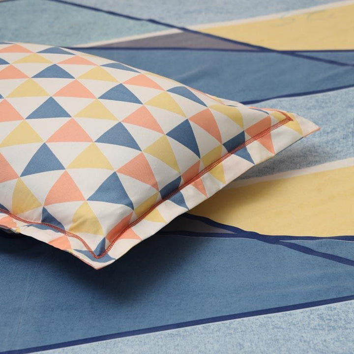Buy Matrix Bedsheet at Vaaree online | Beautiful Bedsheets to choose from