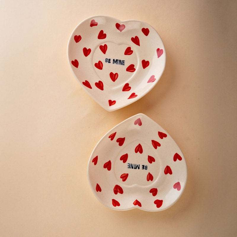 Buy Be Mine Heart Platter Platter from Vaaree