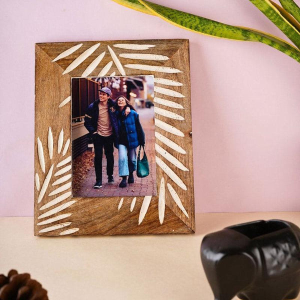 Buy Leafy Carve Photo Frame Photo Frames from Vaaree