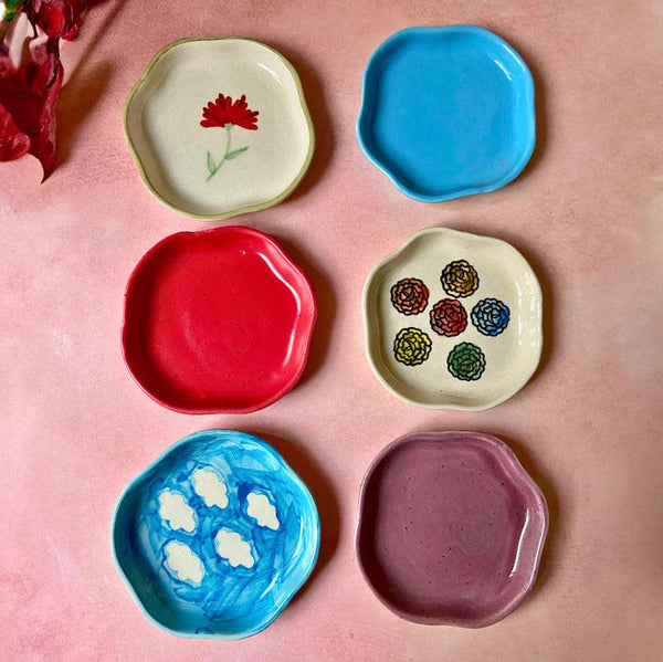 Buy Wita Ceramic Platter - Set of Six Platter from Vaaree