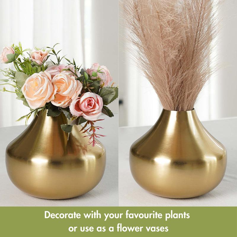 Buy Lumio Metal Vase Vase from Vaaree