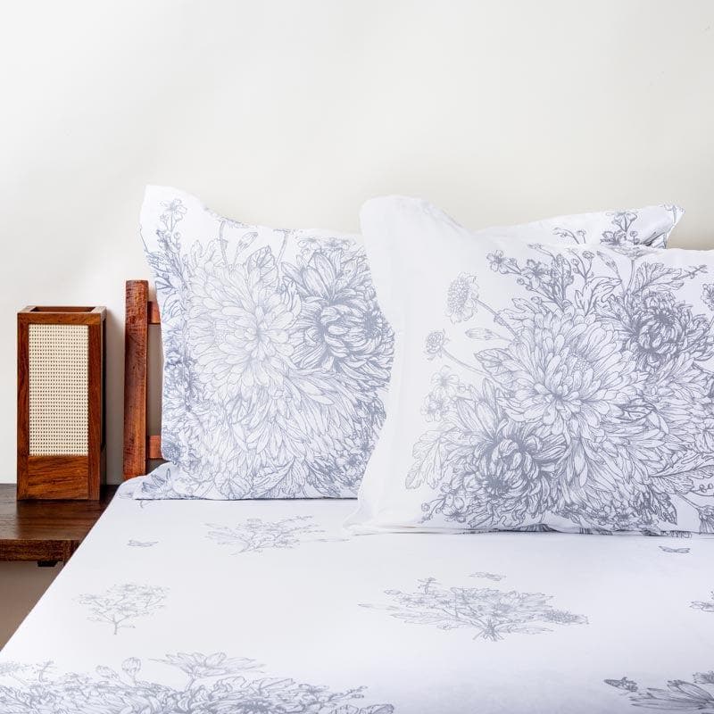 Buy Pristine in White Bedsheet at Vaaree online | Beautiful Bedsheets to choose from