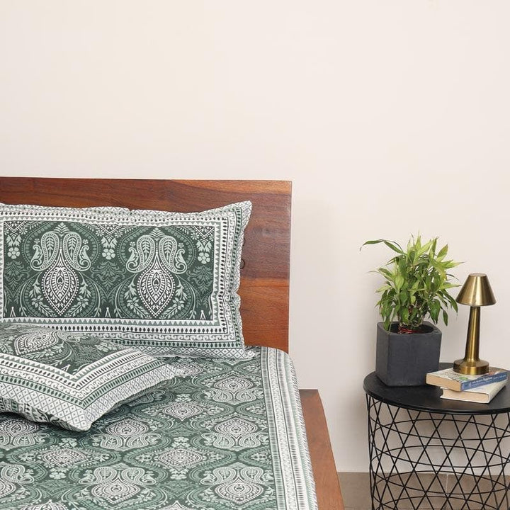 Buy Gazal Bedsheet - Green at Vaaree online | Beautiful Bedsheets to choose from