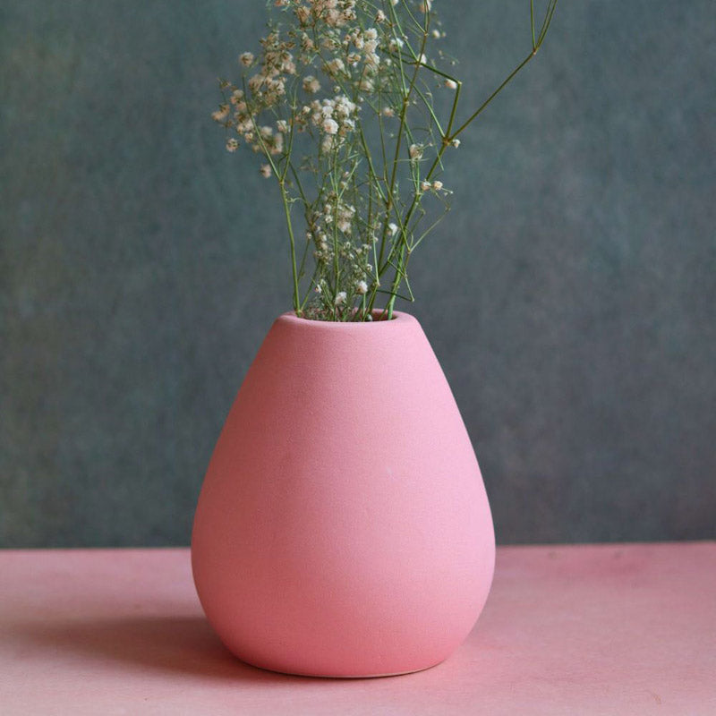 Buy Yelena Ceramic Vase - Pink Vase from Vaaree