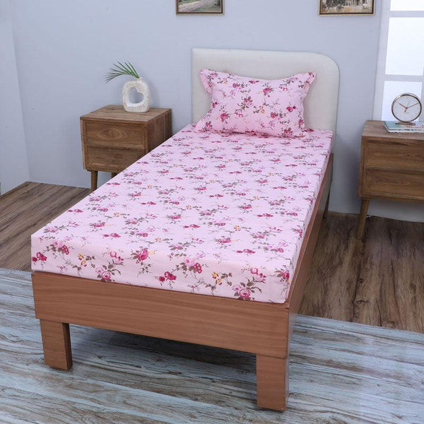 Buy Esmeralda Floral Printed Bedsheet - Pink Bedsheets from Vaaree