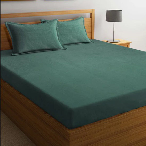 Sarva Solid Bedsheet - Dark Green