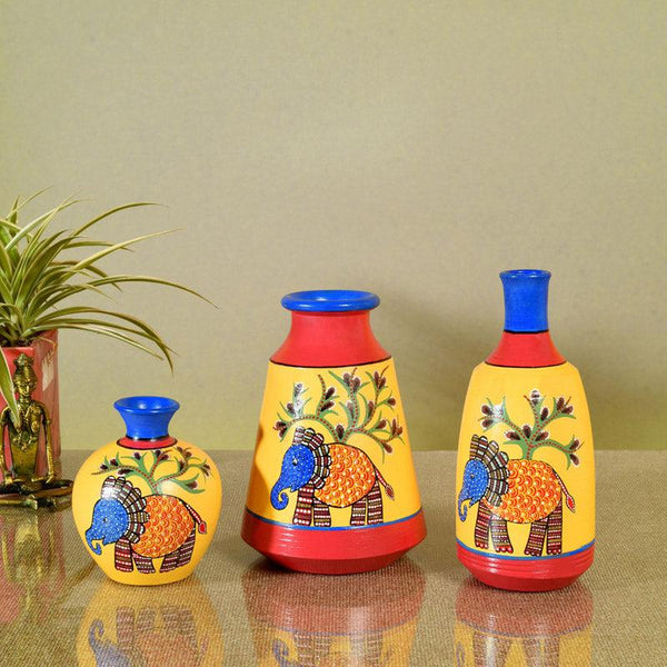 Buy Indulkant Terracotta Vase - Three Piece Set Vase from Vaaree