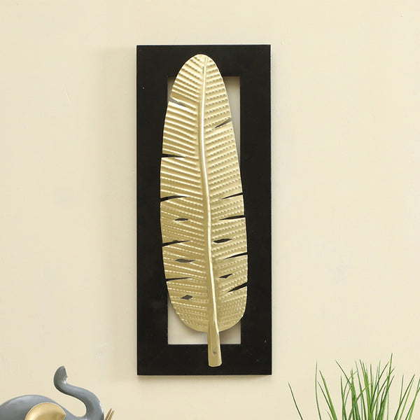 Buy Hector Feather Wall Accent Wall Accents from Vaaree