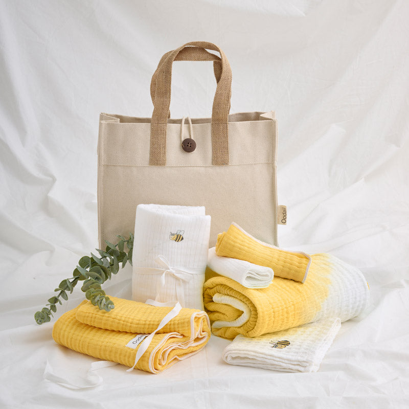 Buy Buzz Bee Towel Set & Tote Bag - Seven Piece Set Towel Sets from Vaaree