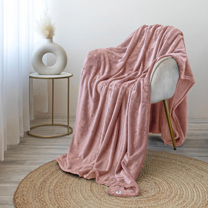 Buy Sarva Solid Knitted Cotton Flannel Blanket (Pink) - 190 GSM Blankets from Vaaree